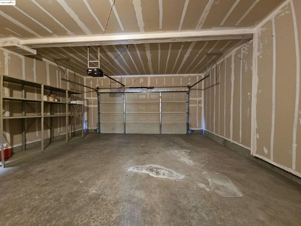 BRENTWOOD - Residential Lease