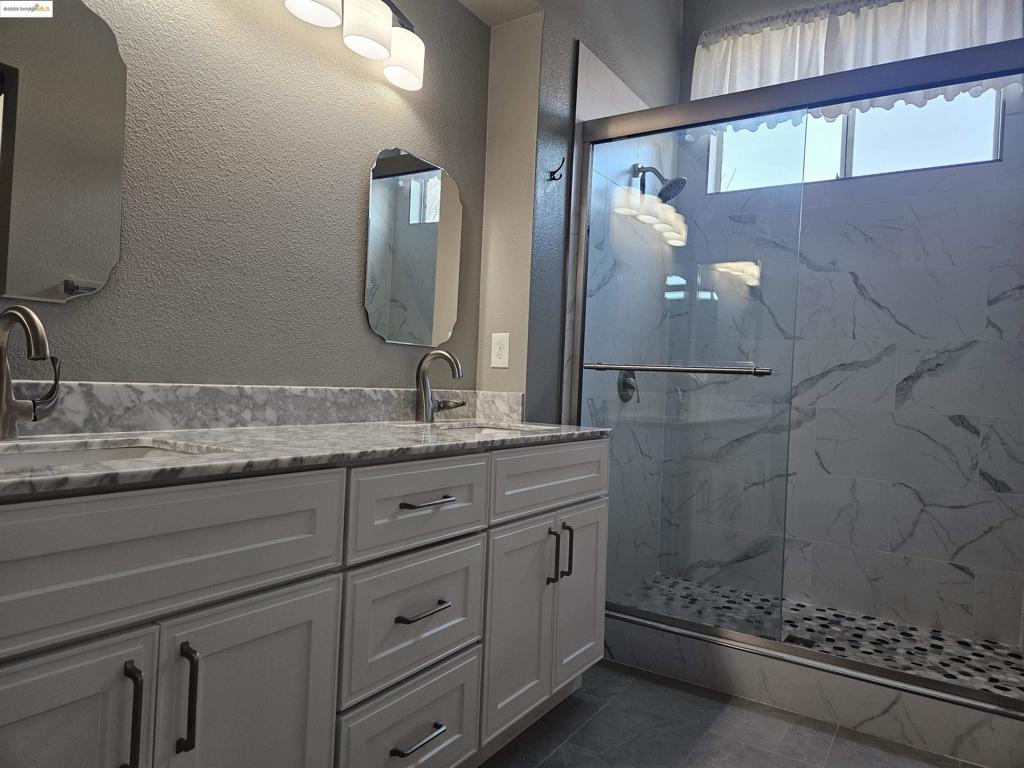 BRENTWOOD - Residential Lease