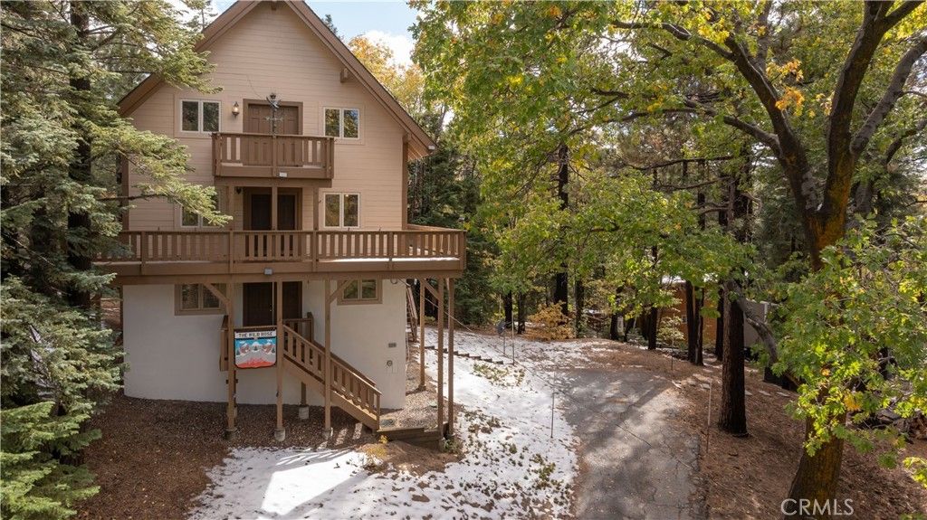 Photo of 33291 Wild Rose Drive, Green Valley Lake, CA 92341 (MLS # IG25237015)