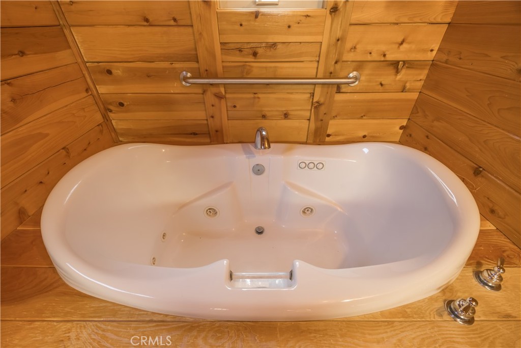 Green Valley Lake (GVLK) - Residential