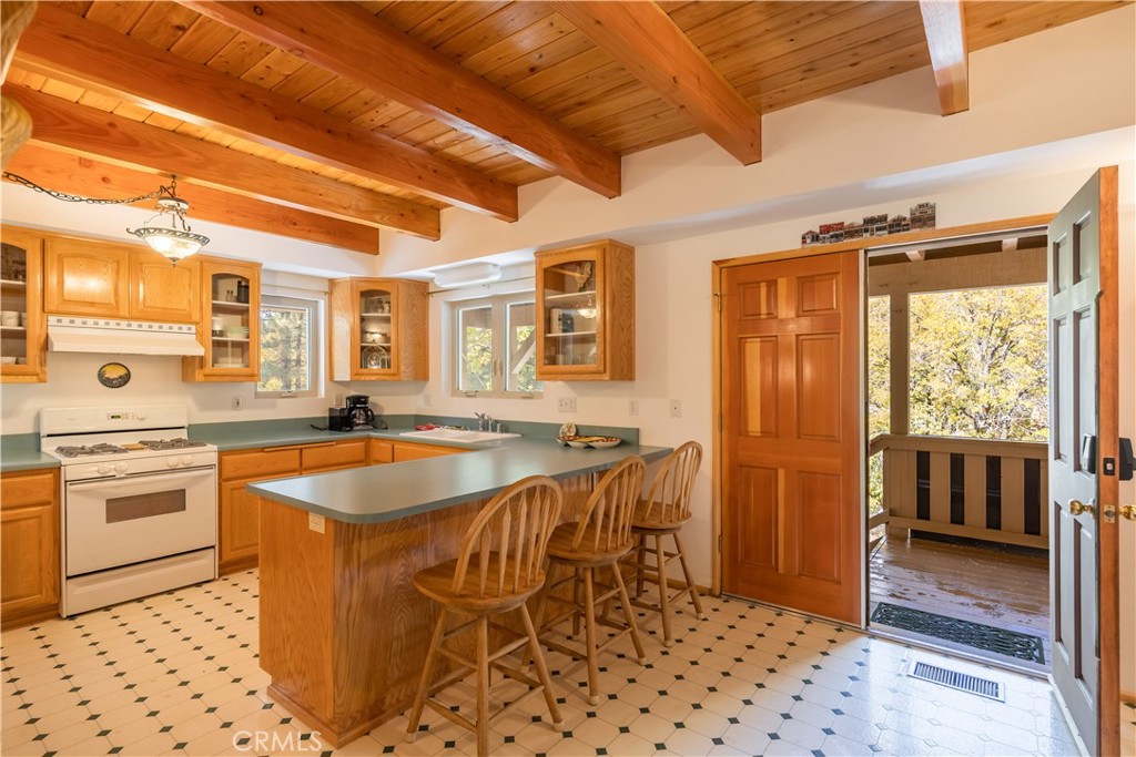 Green Valley Lake (GVLK) - Residential