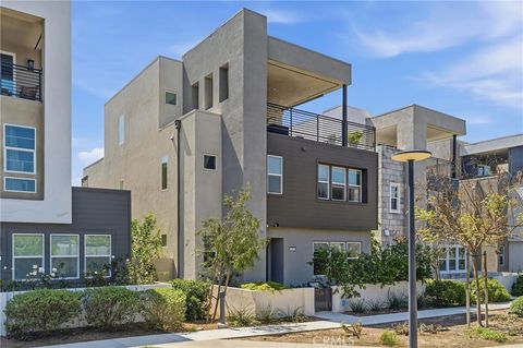 Photo of 259 chorus, Irvine, CA 92618 (MLS # WS26064281)