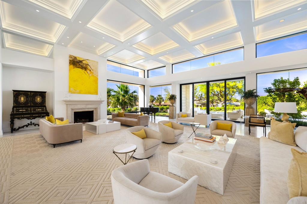 74300 Quail Lakes Drive