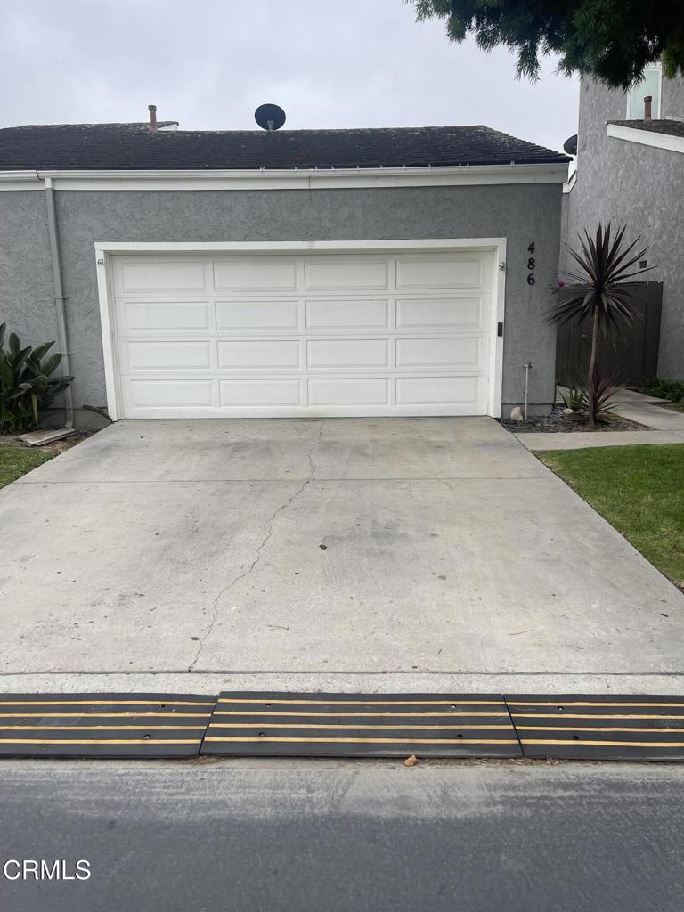 Less than a mile away from Channel Islands beaches, and Marina you'll find this ready to move in spacious PUD with Low HOA.Property offers a stunning atrium, You'll have direct access to your kitchen from attached 2 car garage; plus 2 spaces to park in the driveway; Kitchen has tile flooring; Tile throughout the living room with a ready fireplace for winter.Nice sized back yard with rustic stone, and front entryway with brick.