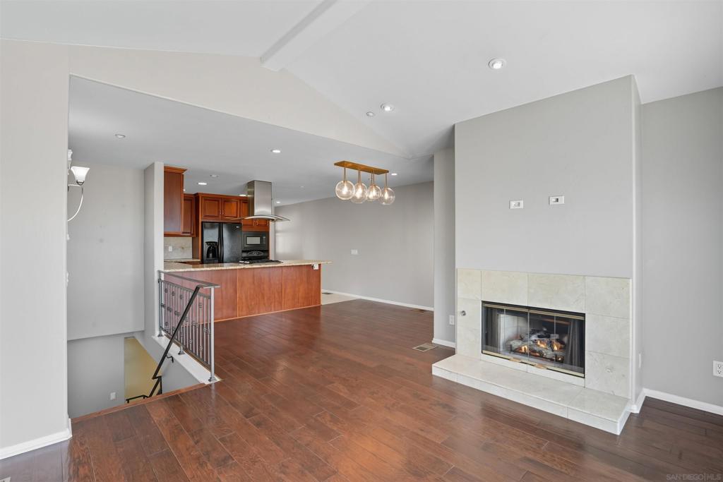 2265 2265A Manchester