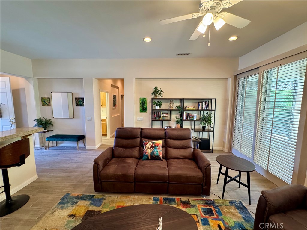 Heritage Palms CC (31430) - Residential Lease