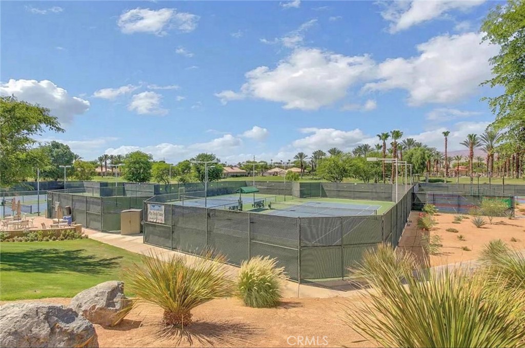 Heritage Palms CC (31430) - Residential Lease