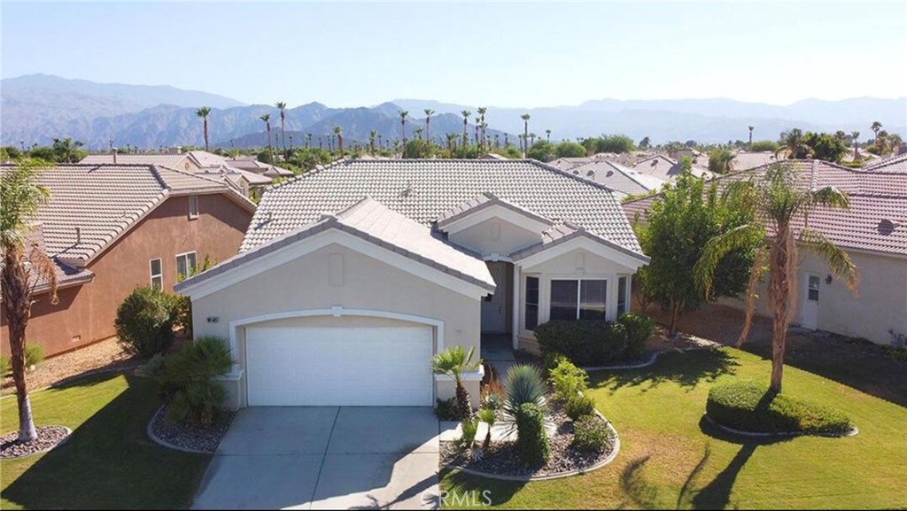 Heritage Palms CC (31430) - Residential Lease