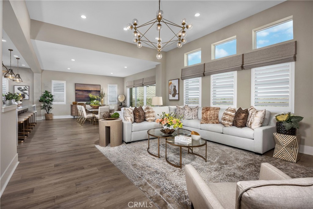 6537 Canyon Oaks Drive