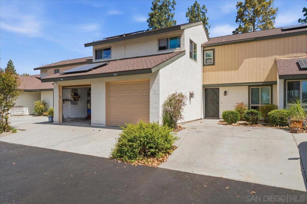 503 Smoketree Glen
