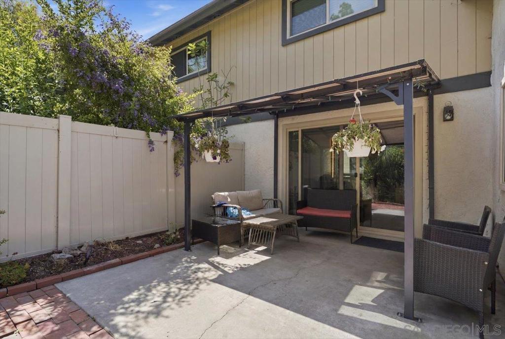 503 Smoketree Glen