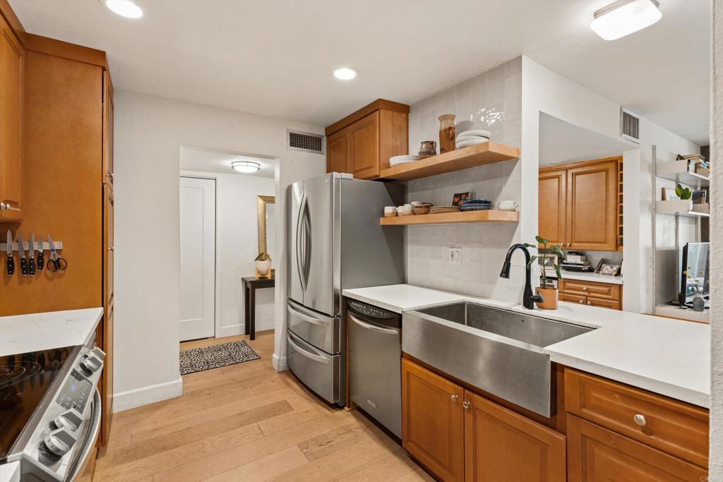 2607 Pirineos Way 103