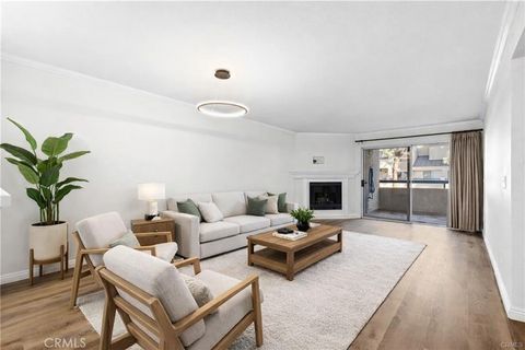 Photo of 5510 Owensmouth Avenue #129, Woodland Hills, CA 91367 (MLS # SR26000266)