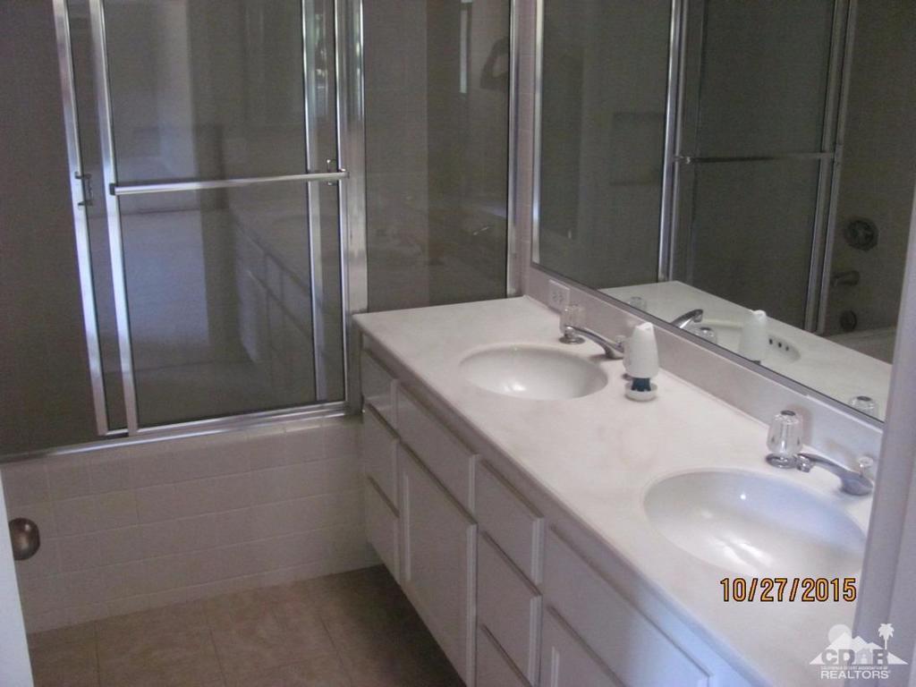 The Lakes Country Cl - Residential Lease