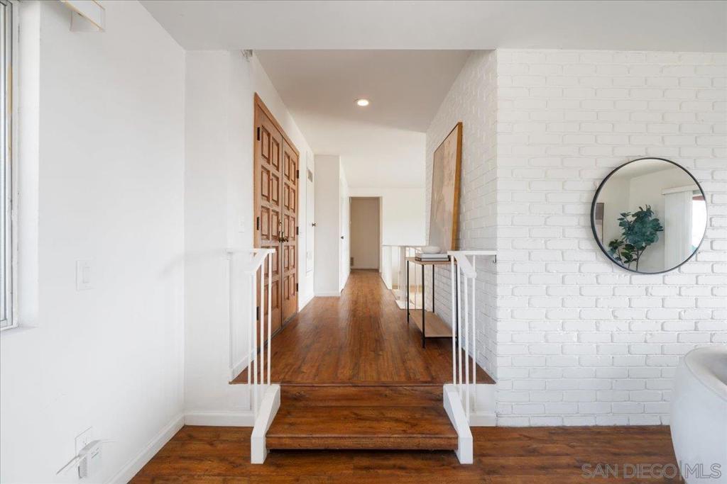 3501 Avondale