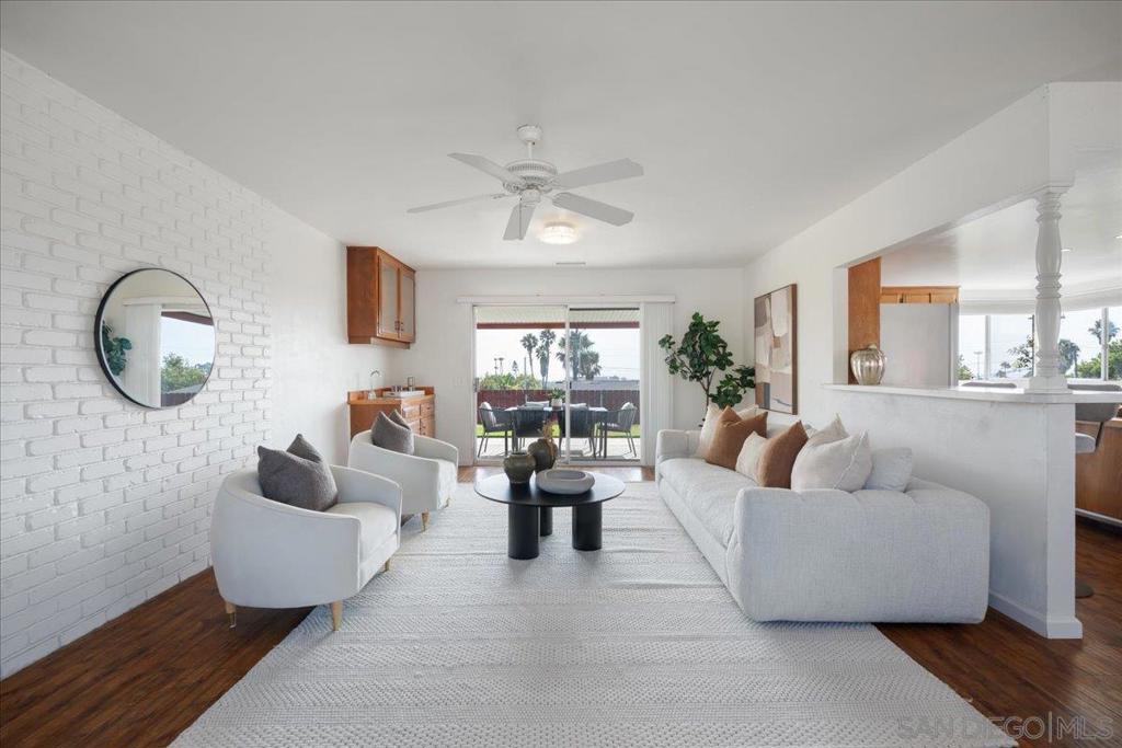 3501 Avondale