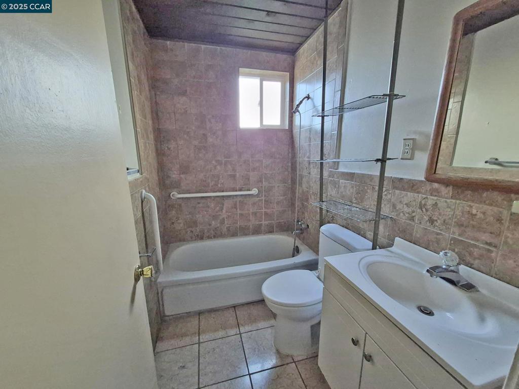 HILLTOP - Residential