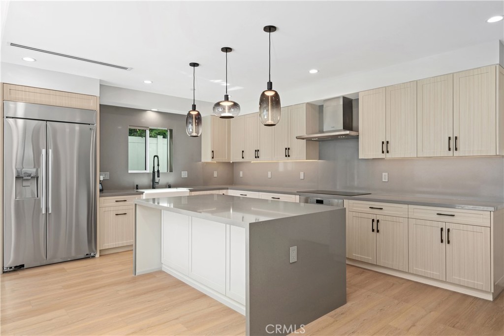 17962 Valley Vista Boulevard