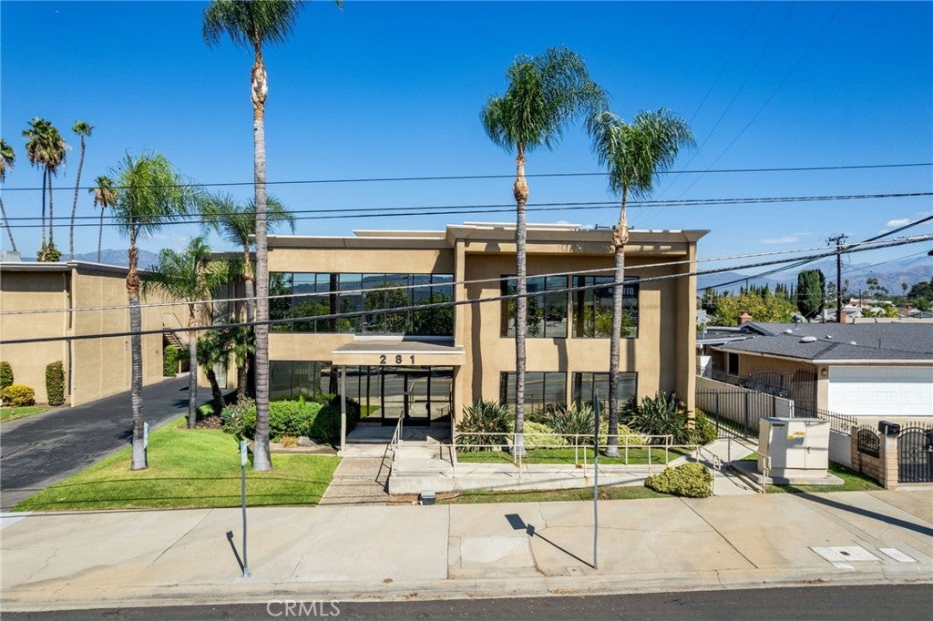 281 E Workman
