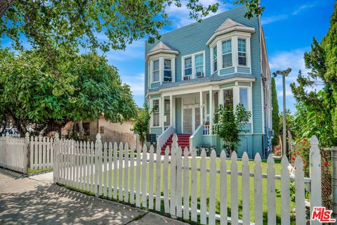 Photo of 333 N Union Avenue, Los Angeles, CA 90026 (MLS # 25569891)