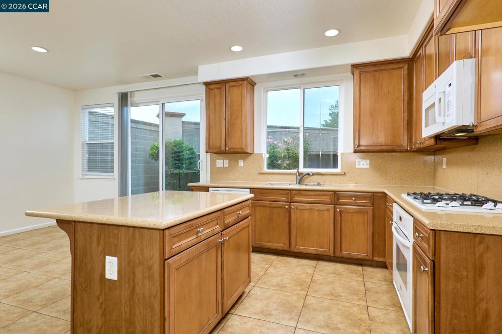 18 Outer Banks Pl