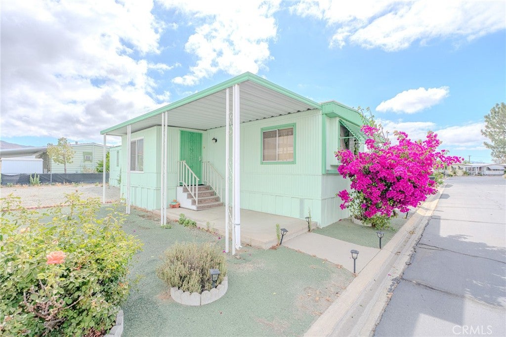 Photo 1 of 71 — 1499 Old Mountain Avenue 96, San Jacinto, CA 92583