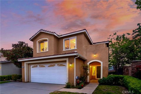 Photo of 1908 Blazewood Street, Simi Valley, CA 93063 (MLS # SR26097779)