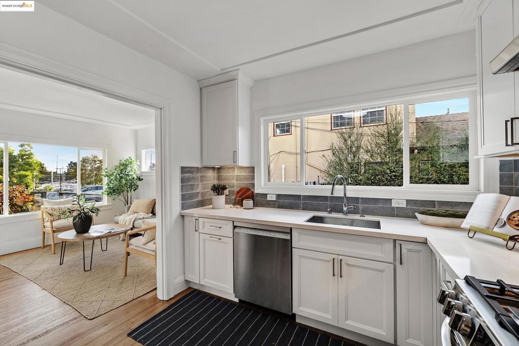 BERKELEY BOWL - Residential