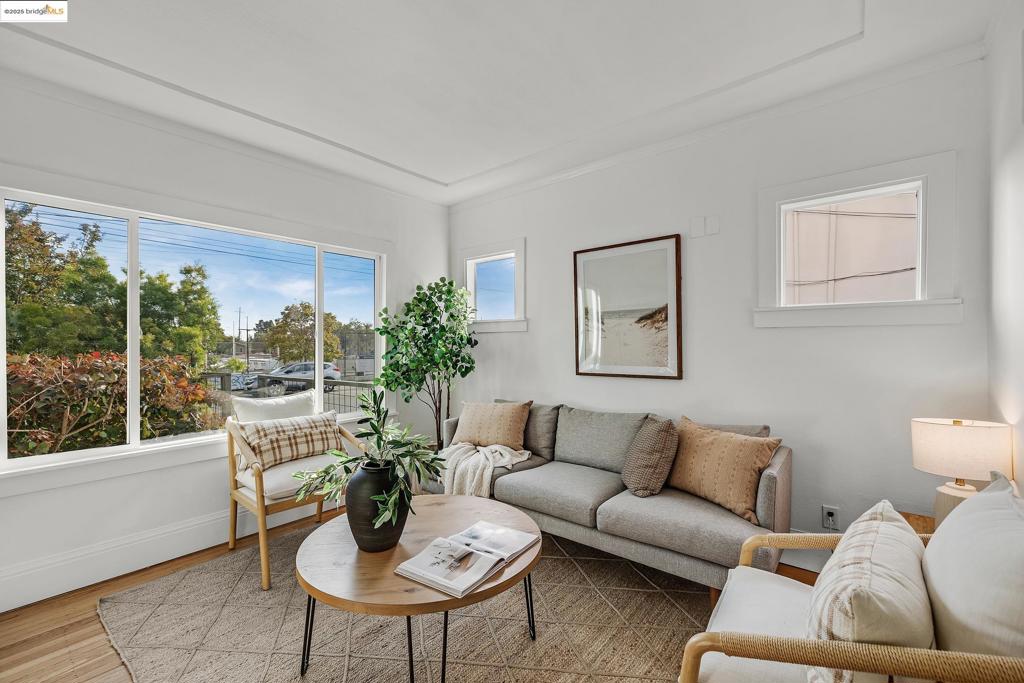 BERKELEY BOWL - Residential