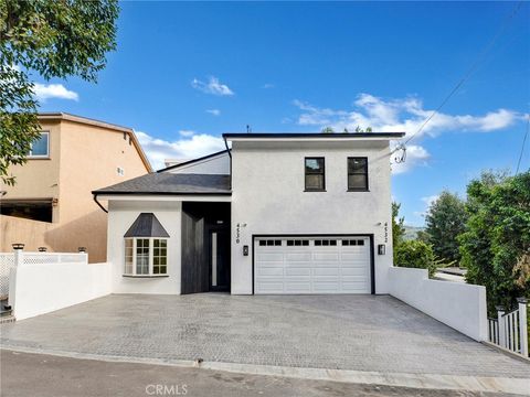 Photo of 4530 4532 Ensenada Dr, Woodland Hills, CA 91364 (MLS # SR25253879)