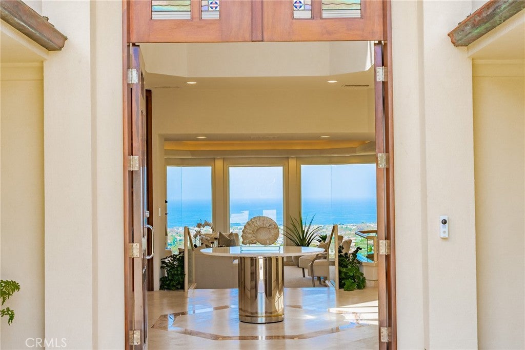 6 Canyon Terrace