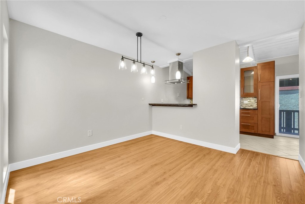 1010 W Macarthur Boulevard 118