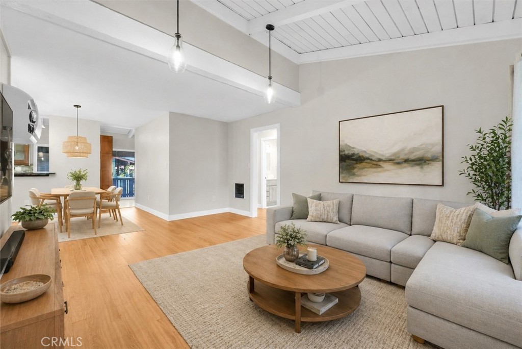 1010 W Macarthur Boulevard 118