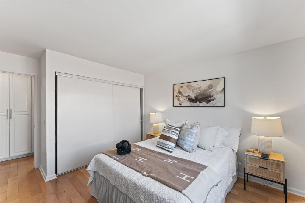 6330 Genesee Ave 220