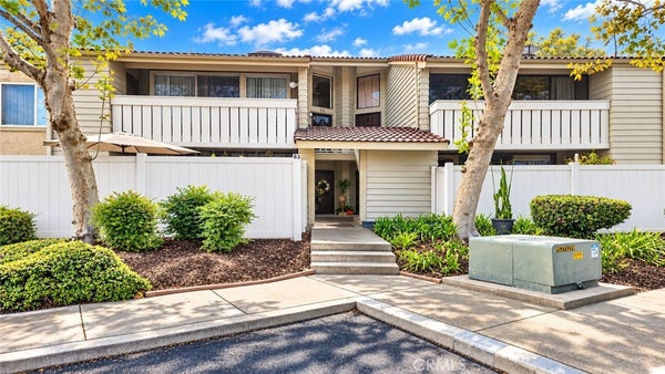 83 TOWN AND COUNTRY RD UNIT 137, POMONA, CA 91766 - Image eddf970c2fc2137d52b24a2ea24d5895/975365401