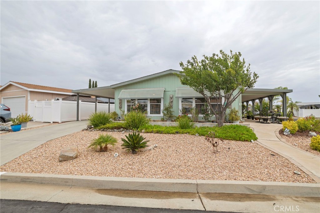 Photo 1 of 31 — 38124 Calle Amigable, Murrieta, CA 92563