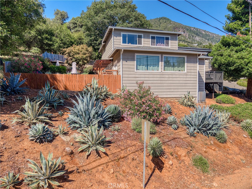 3310 Riviera West