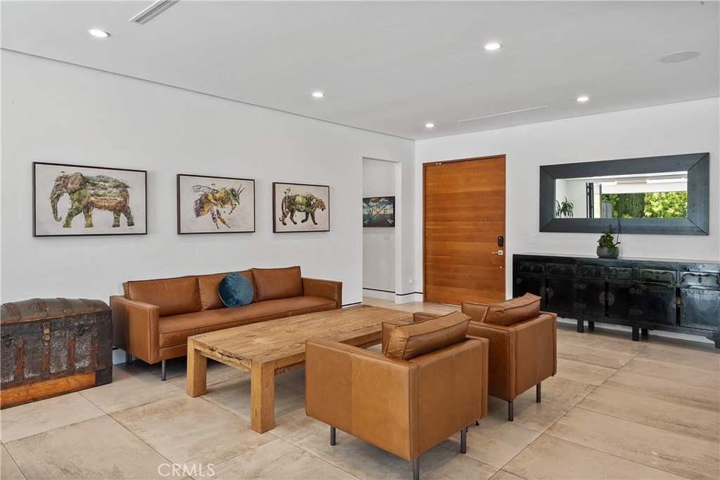 Properties 3 21641 Mulholland Drive