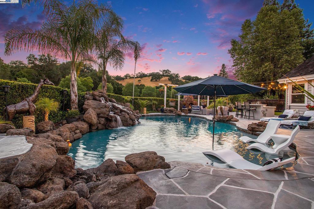 91 RED CYPRESS CT