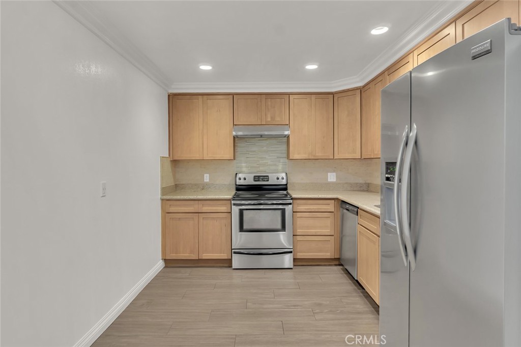 Versailles (VERS) - Residential