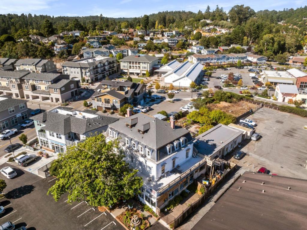 8041 Soquel Drive
