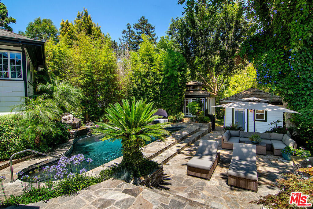 Properties 2 4054 STONE CANYON Avenue