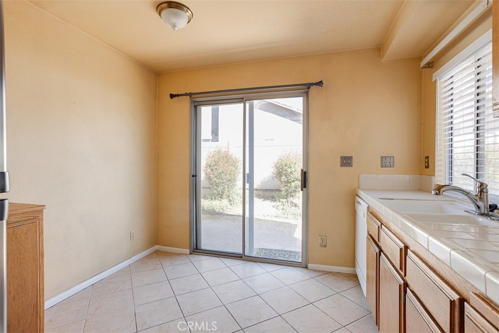 SUN LAKES COUNTRY CLUB - Residential