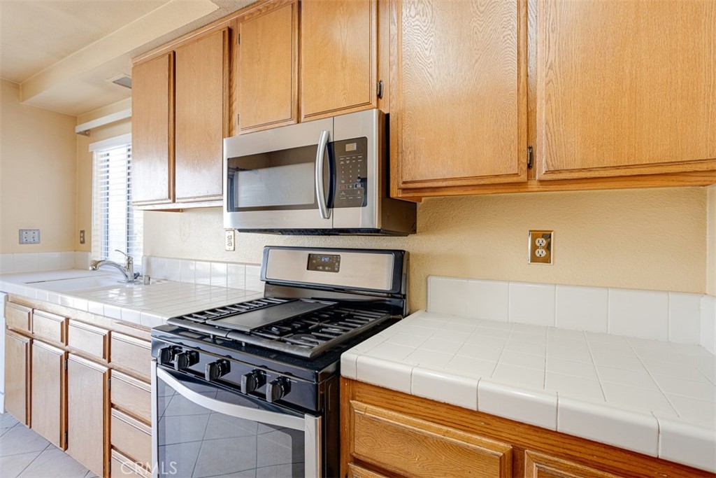 SUN LAKES COUNTRY CLUB - Residential