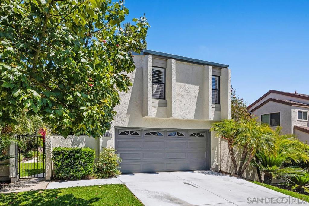 5959 El Escorial Way