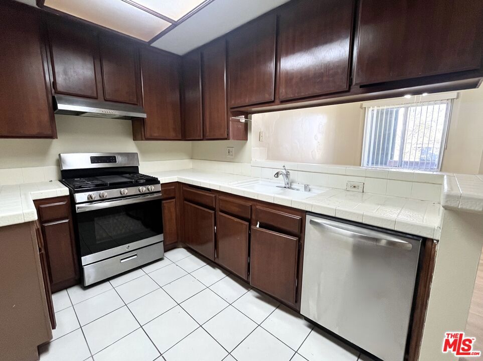 13144 Bromont Avenue 3