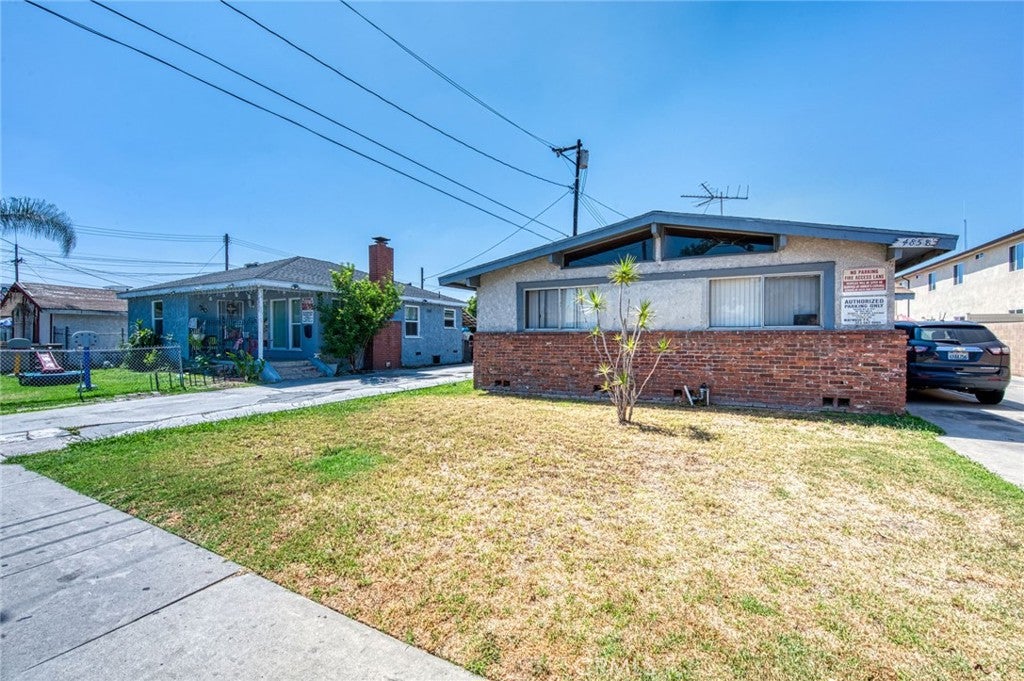 4900 Live Oak Street