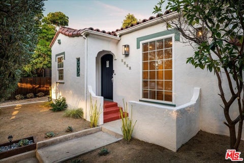Photo of 3060 Silver Lake Boulevard, Los Angeles, CA 90039 (MLS # 26951251)
