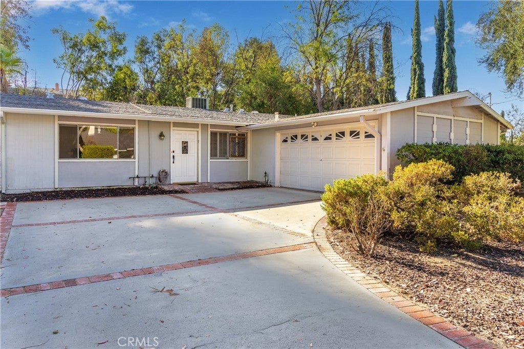 7055 Middlesbury Ridge Circle