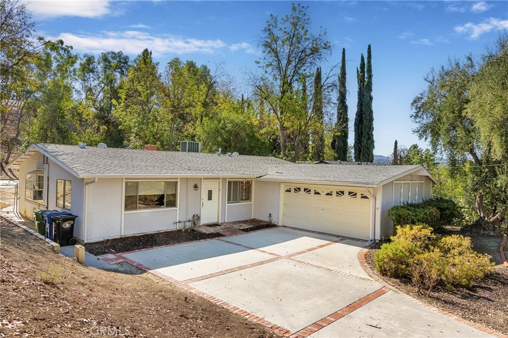 7055 Middlesbury Ridge Circle